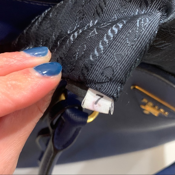 Listing 2-Prada Large Saffiano Lux Bag/DO NOT BUY - Picture 10 of 12